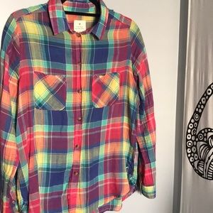 Light boyfriend fit colorful flannel.